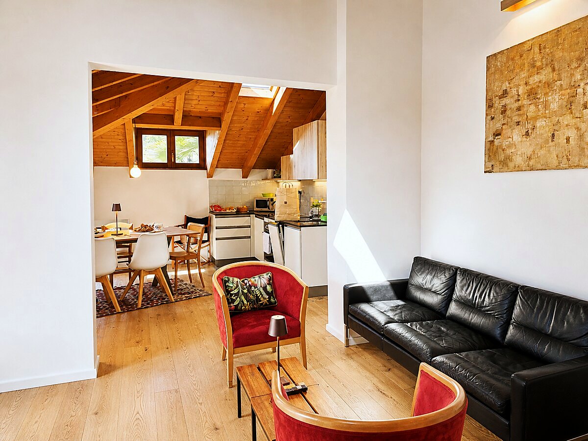 Attic Escape – holiday apartment in Brezzo di Bedero on Lake Maggiore