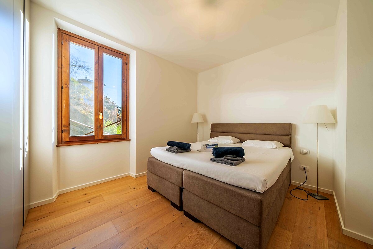Lakeview Garden Apartment – appartamento vacanze a Brezzo di Bedero sul Lago Maggiore