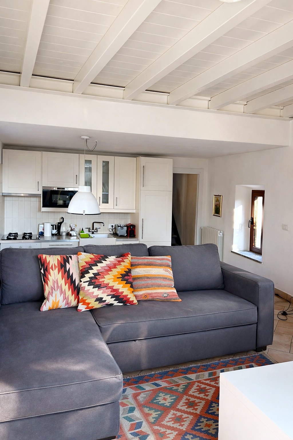 Residence with Pool – appartamento vacanze a Castelveccana sul Lago Maggiore