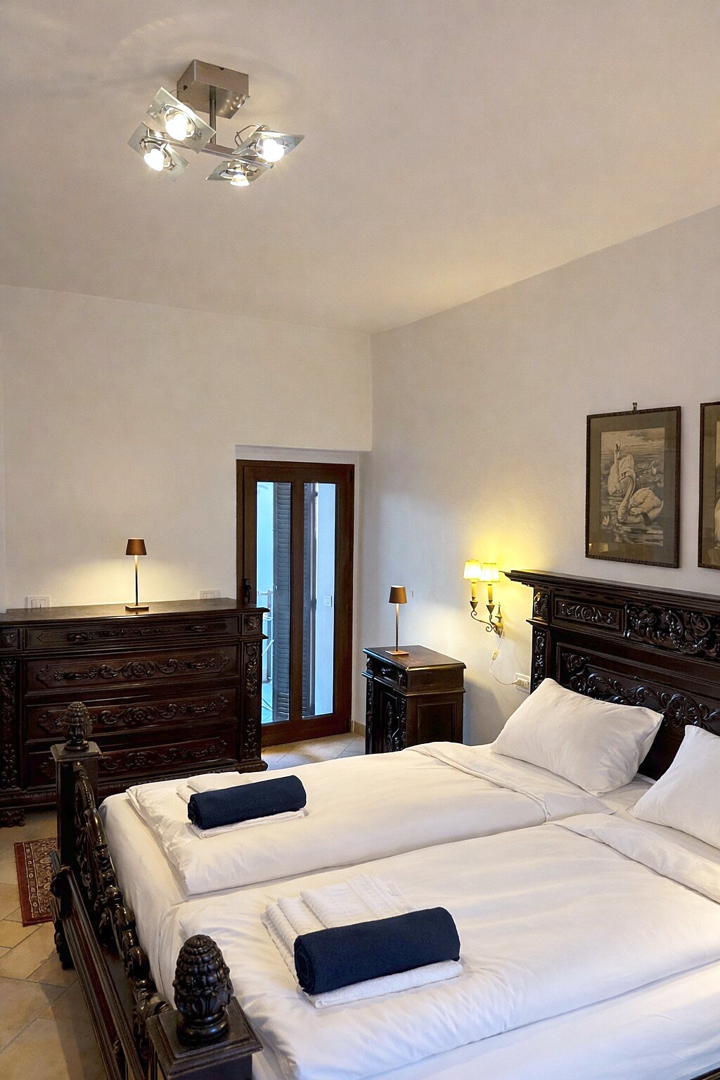 Residence with Pool – appartamento vacanze a Castelveccana sul Lago Maggiore