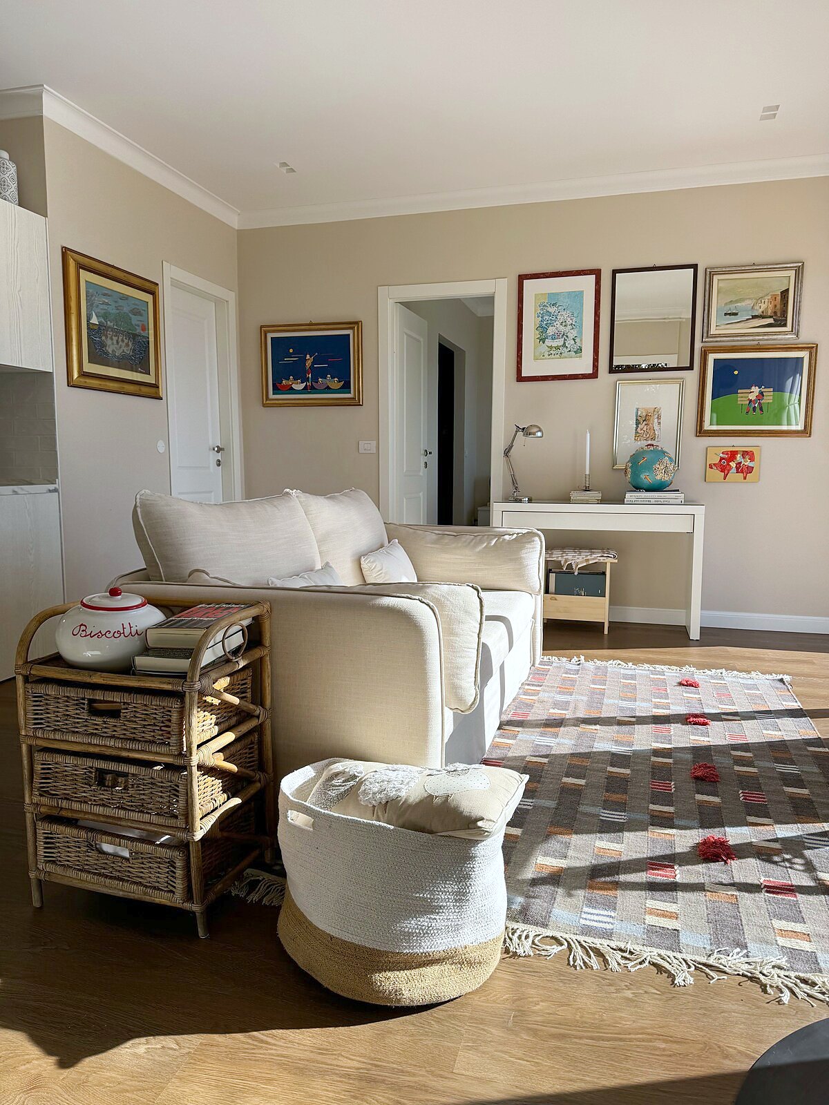 Artsy Retreat – holiday apartment in Luino on Lake Maggiore