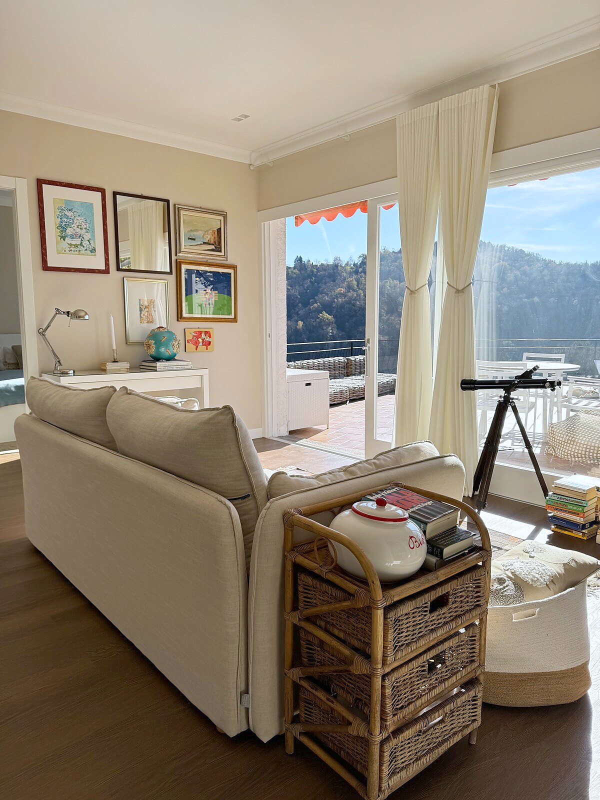 Artsy Retreat – holiday apartment in Luino on Lake Maggiore