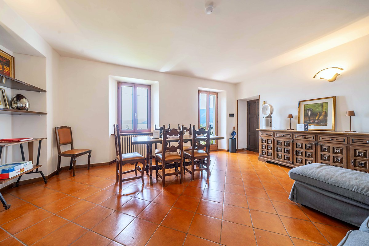 At the Lake – holiday apartment in Luino on Lake Maggiore