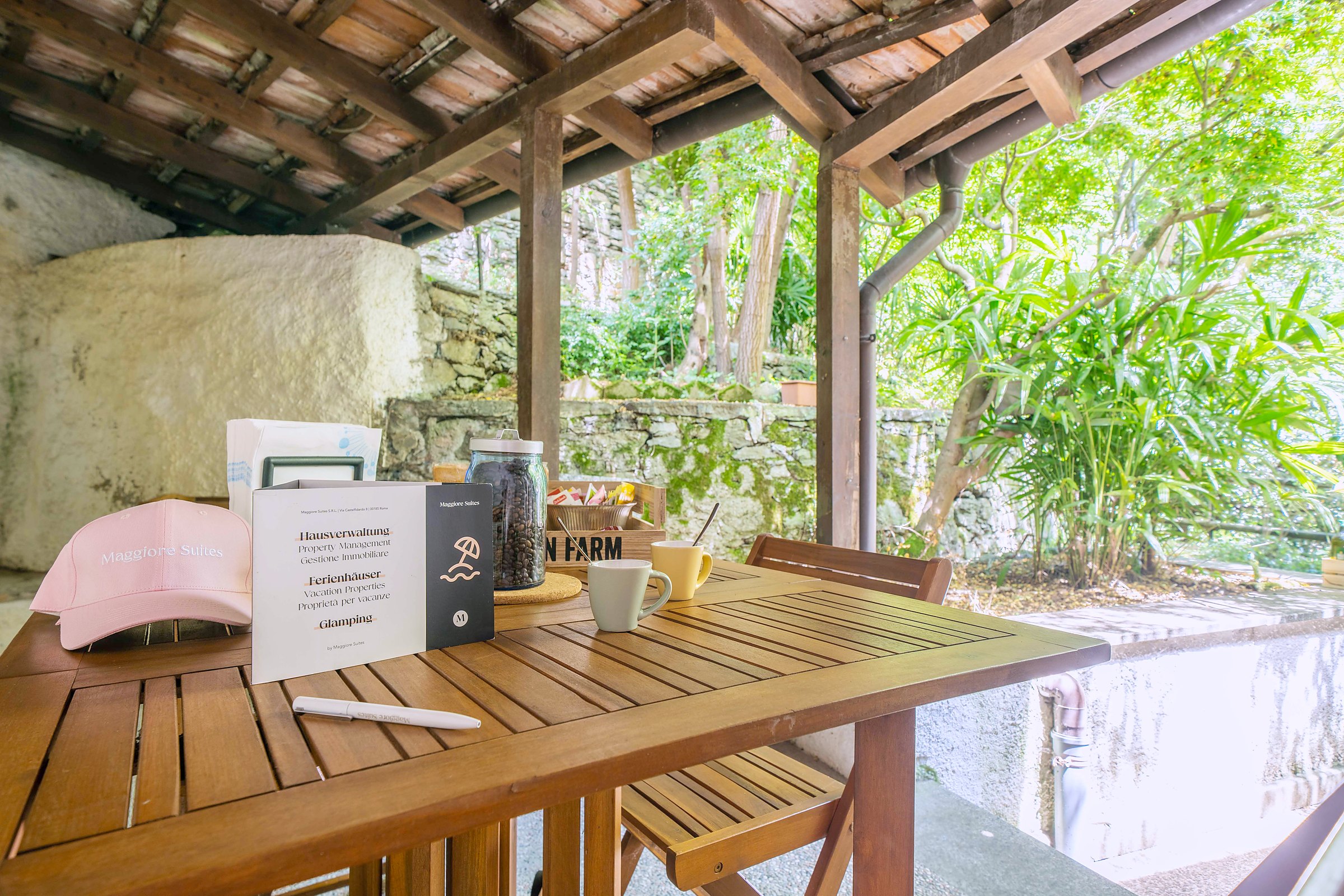 Lakeview 1BR Suite – Ferienwohnung in Luino am Lago Maggiore