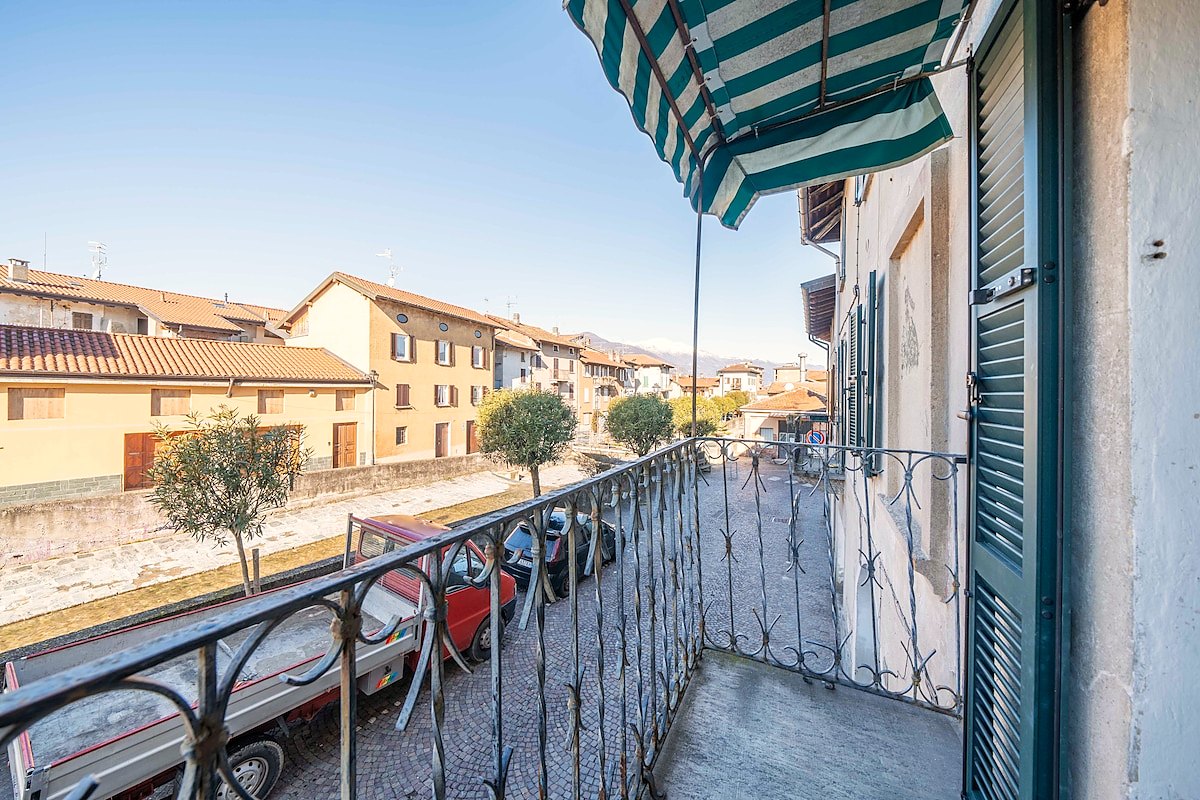 Cozy Lake Escape – holiday apartment in Germignaga on Lake Maggiore