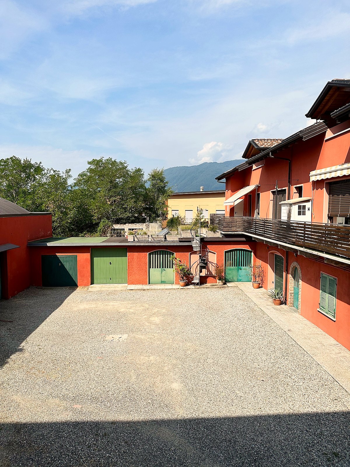 Lakefront Apartment – Ferienwohnung in Germignaga am Lago Maggiore
