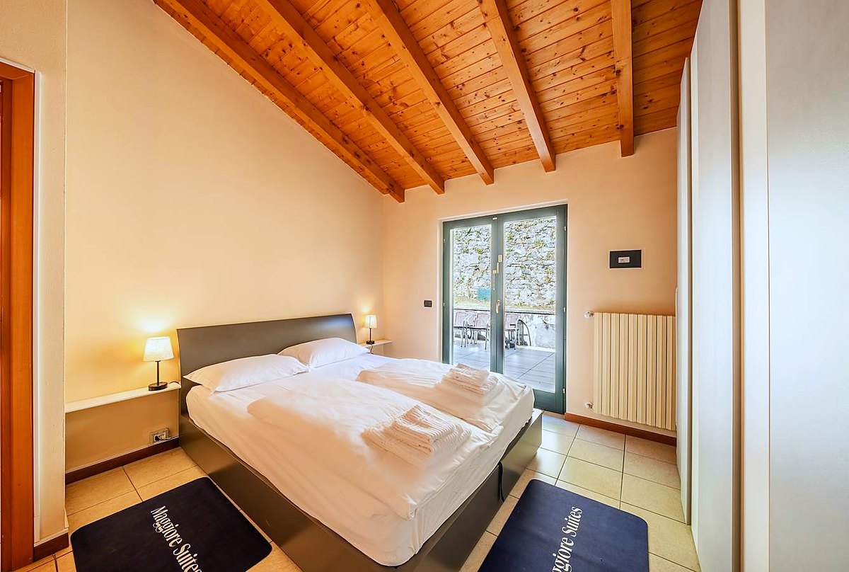 Central Penthouse – holiday apartment in Luino on Lake Maggiore