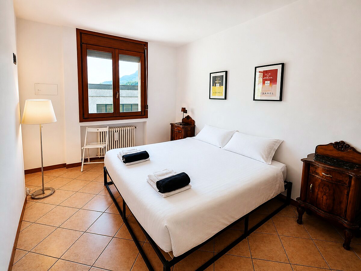 Suite mit Gym und Coworking – Ferienwohnung in Luino am Lago Maggiore
