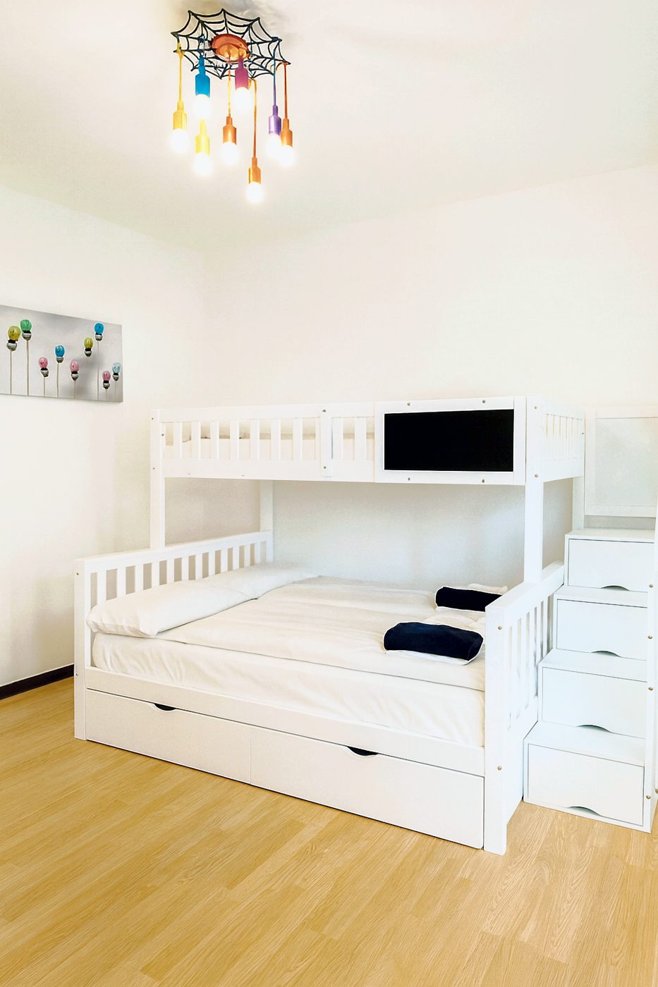 Luino Lakeside Retreat – Ferienwohnung in Luino am Lago Maggiore