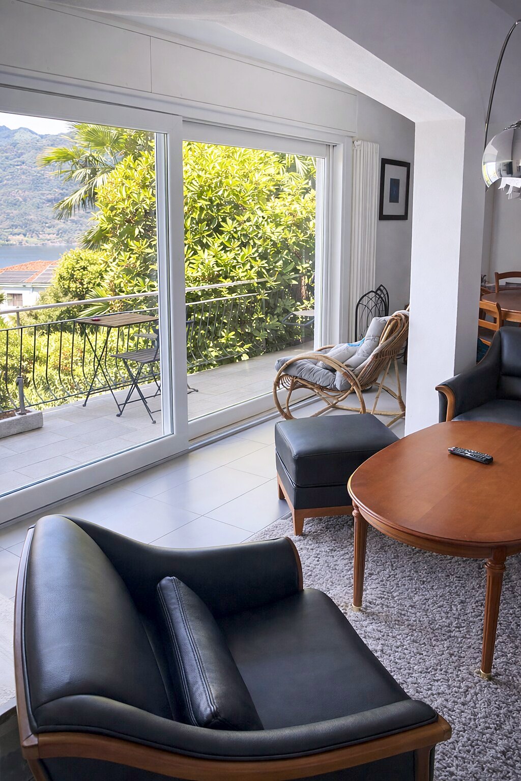 Lake Maggiore Luxury Condo – appartamento vacanze a Luino sul Lago Maggiore
