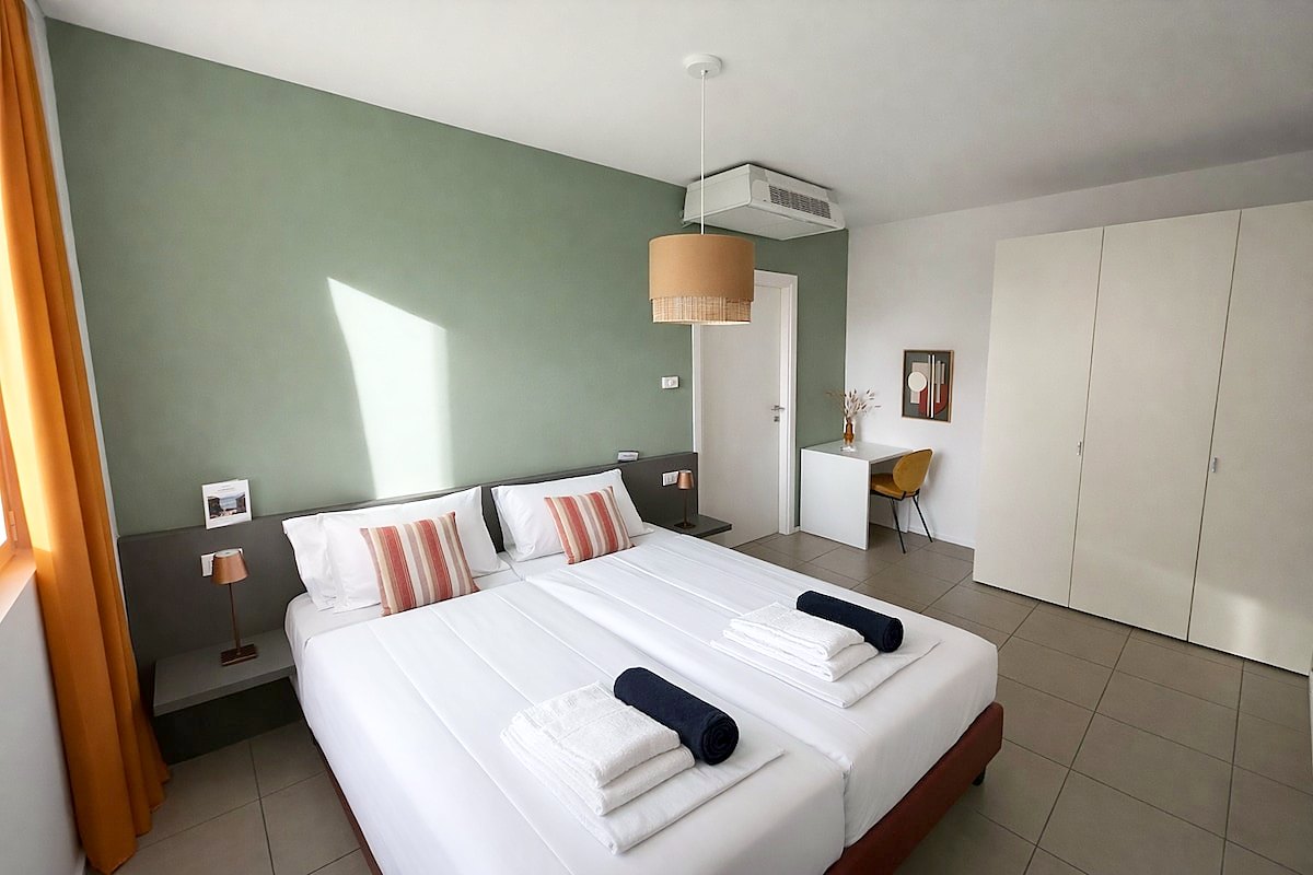 Lakeside Apartment – Ferienwohnung in Maccagno con Pino e Veddasca am Lago Maggiore